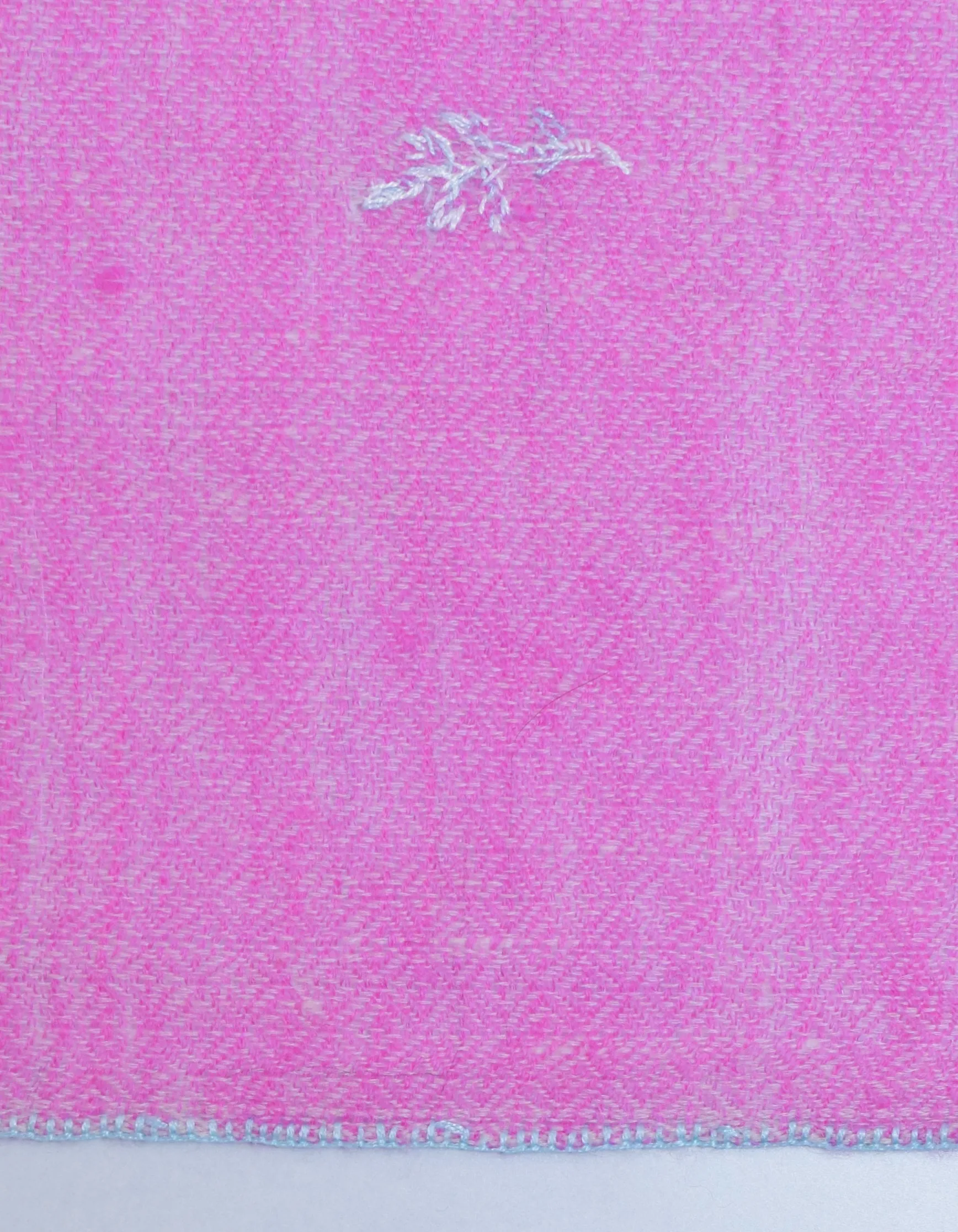 Lovely Pink Handwoven Palla Jaali Embroidered Cashmere Pashmina Stole