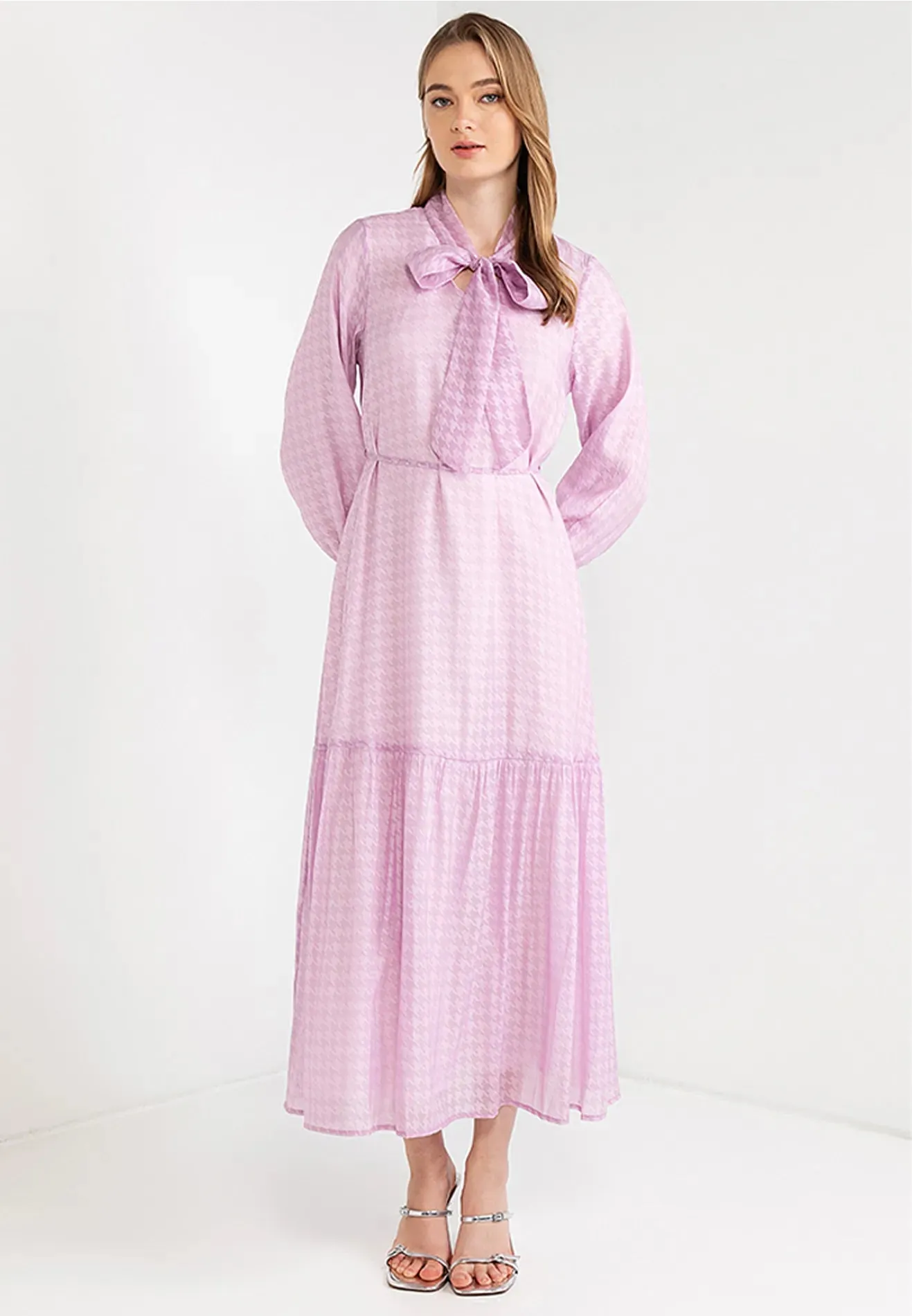 Ribbon Tie Houndstooth Maxi Dress