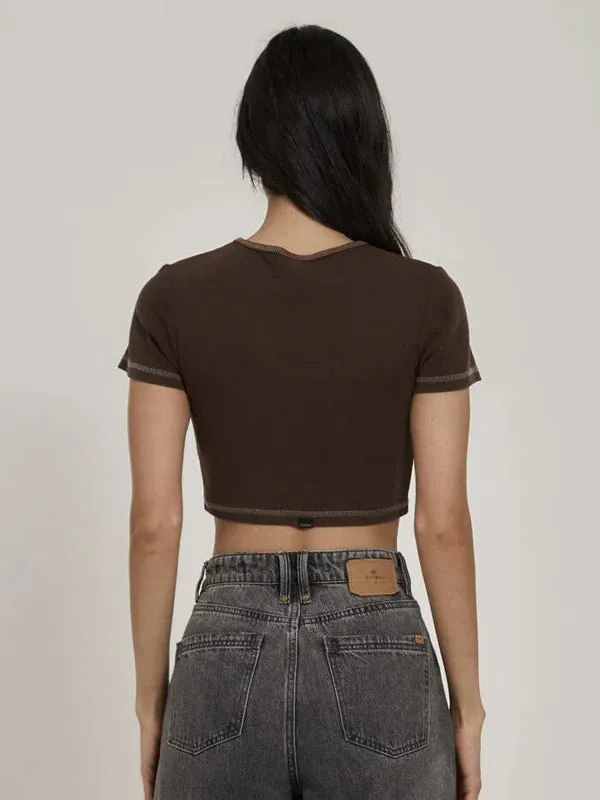 Thrills WORKWEAR EMBRO CROP BABY TEE - UMBER